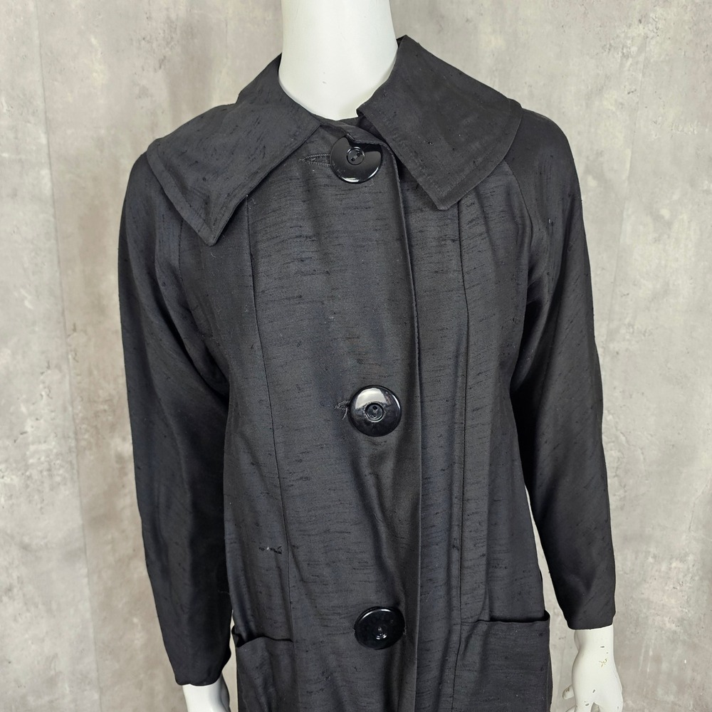 Vintage 50s 60s Black Raw Silk Coat Wide Collar Oversized Buttons ILGWU - Picture 3 of 13